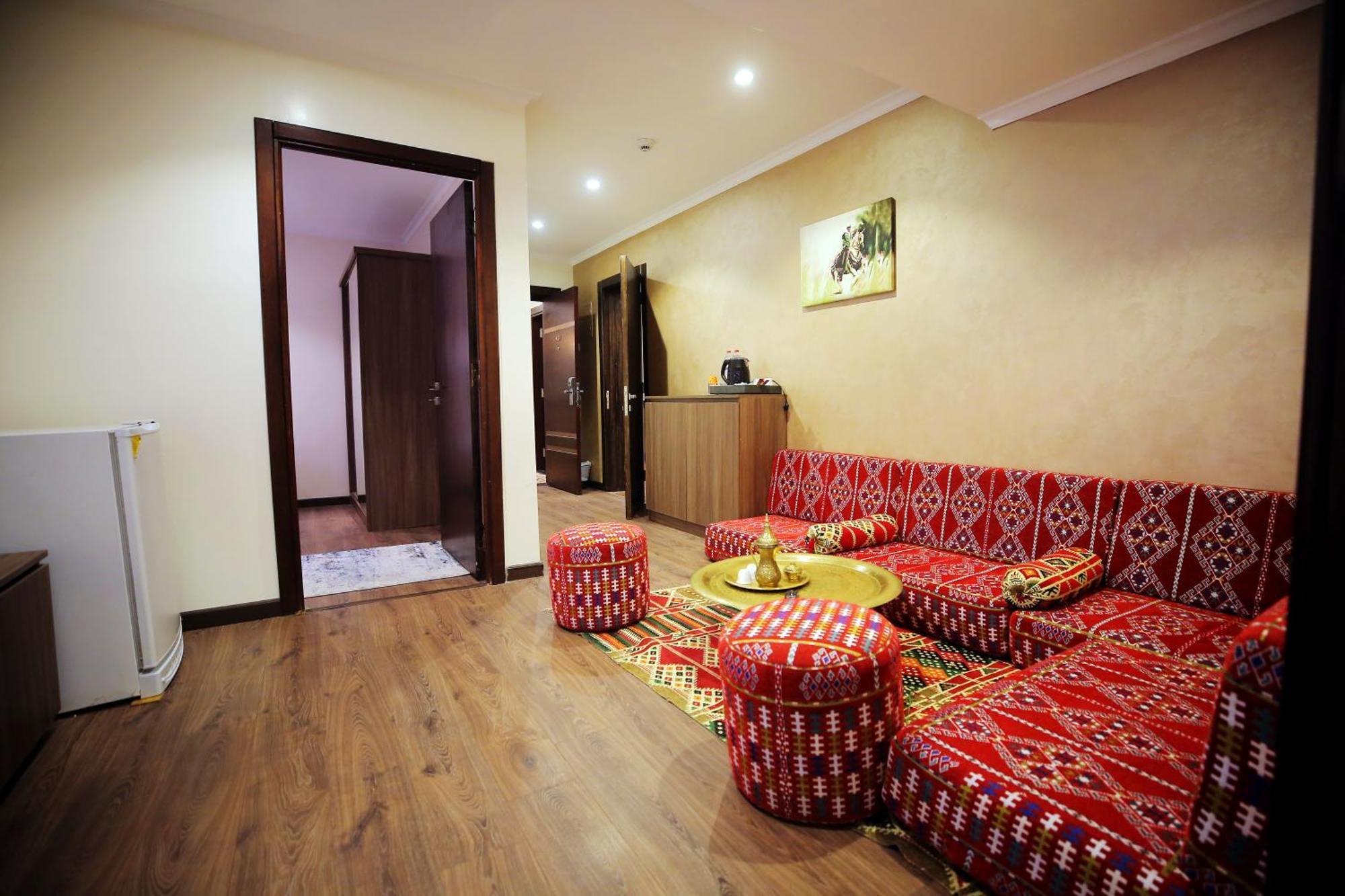 Cairo Taj Hotels & Suites - Dokki Eksteriør billede