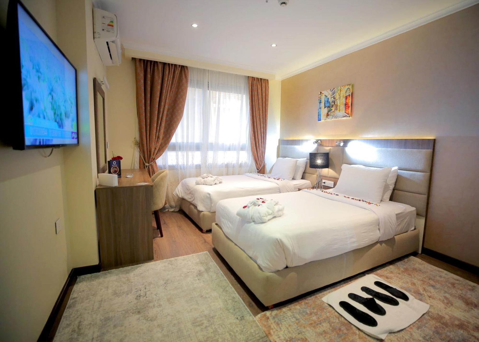 Cairo Taj Hotels & Suites - Dokki Eksteriør billede