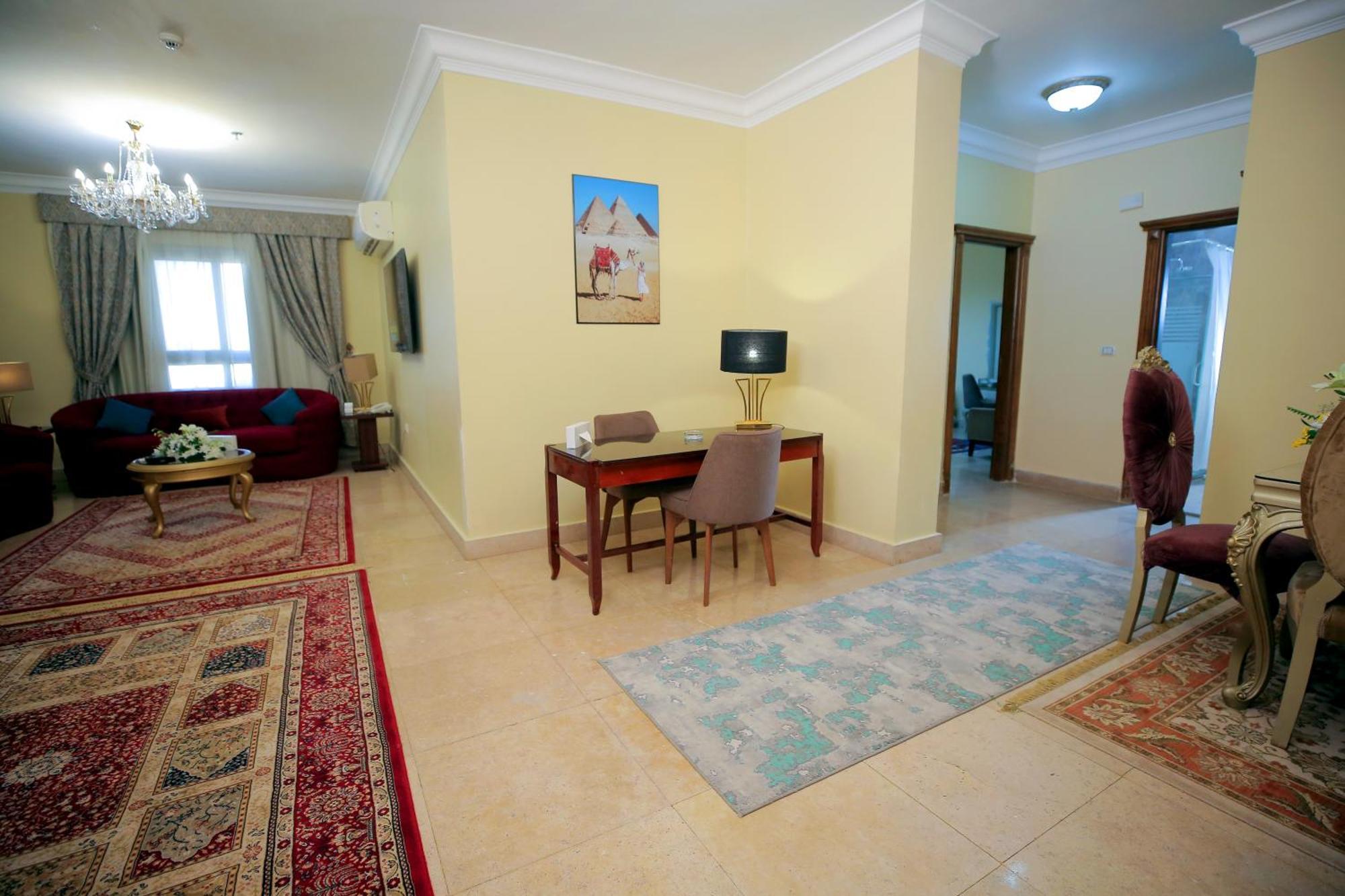 Cairo Taj Hotels & Suites - Dokki Eksteriør billede