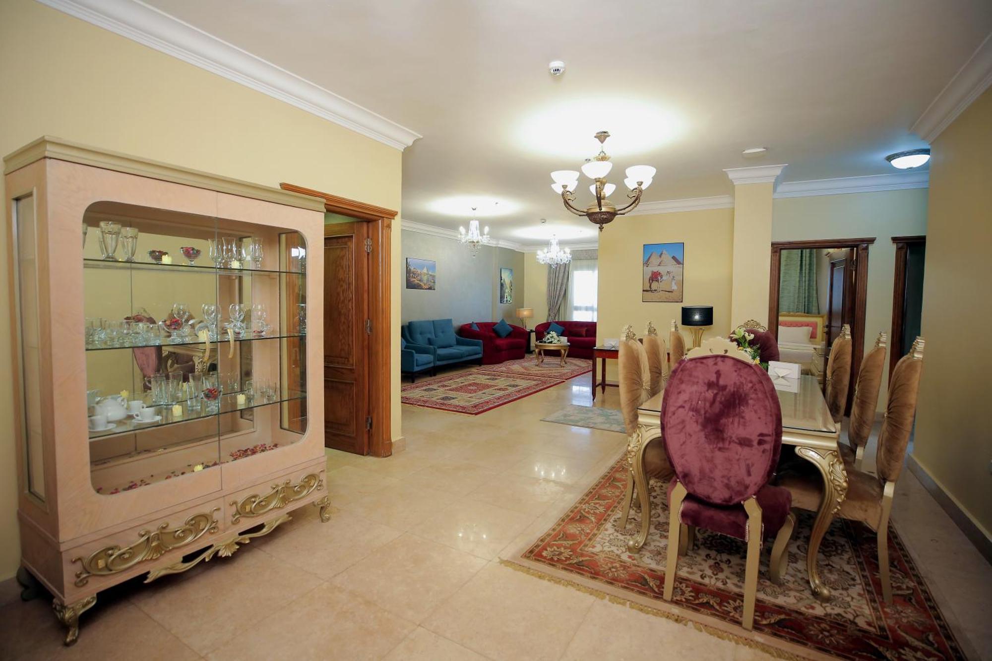 Cairo Taj Hotels & Suites - Dokki Eksteriør billede